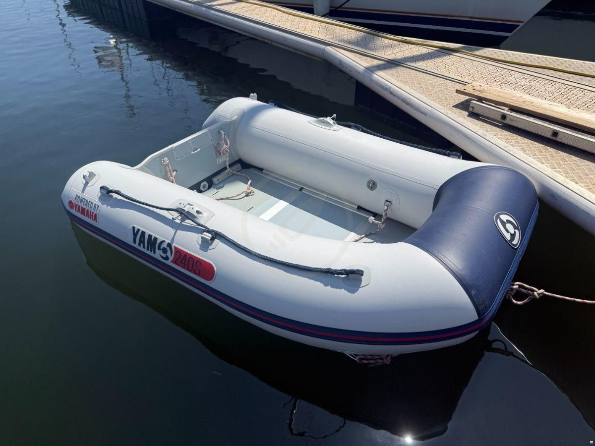 Grand Soleil 35