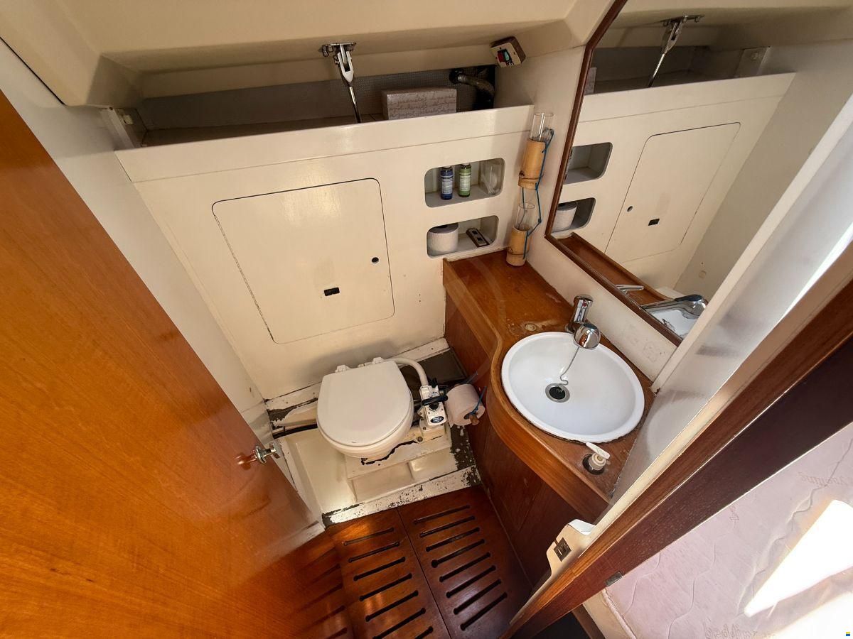 Grand Soleil 35
