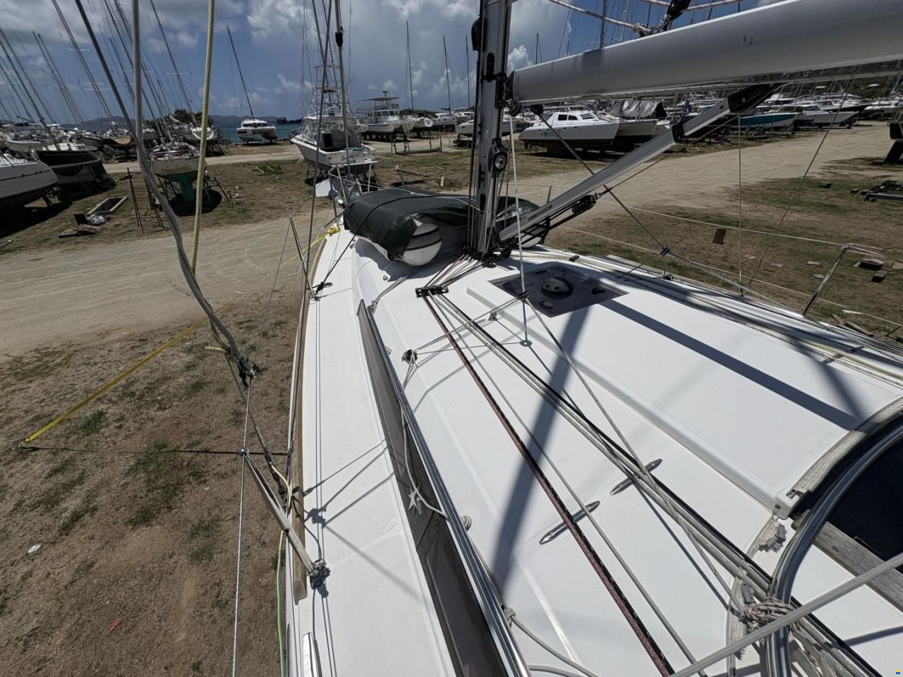 Jeanneau 349