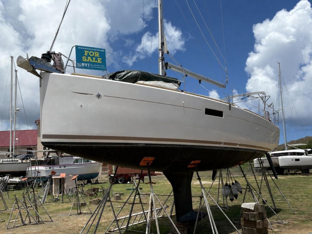 Jeanneau 349