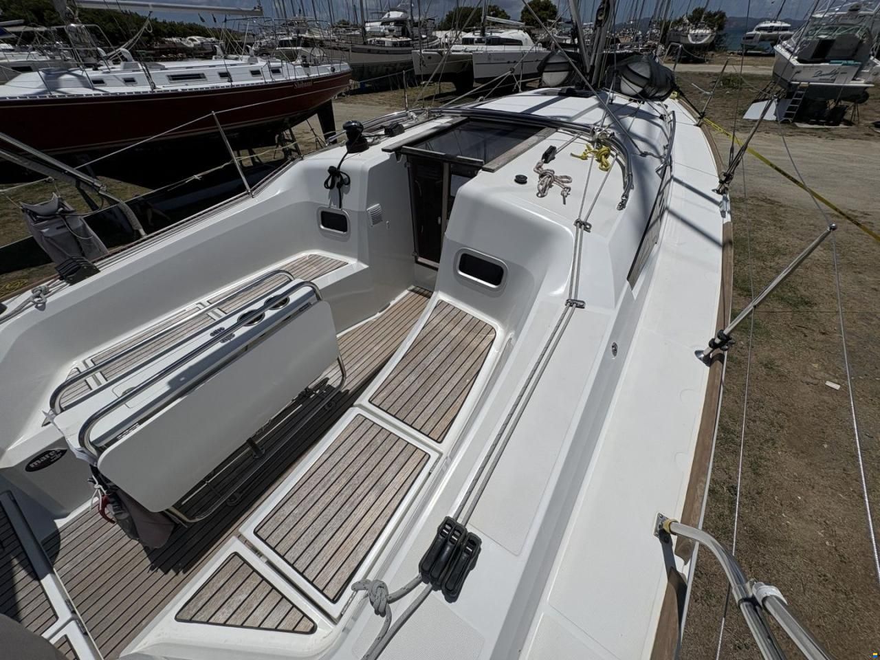 Jeanneau 349