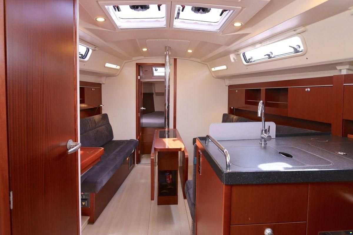 Hanse 345