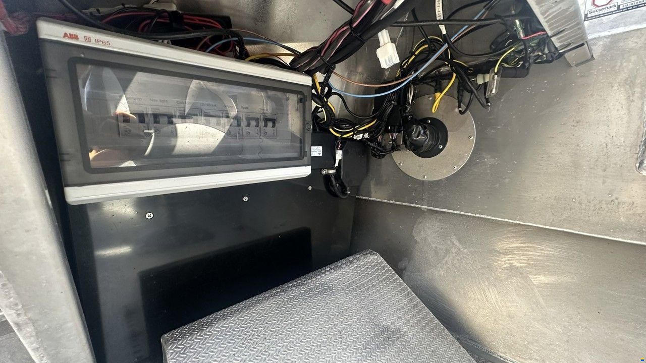 Anytec 747 CAB