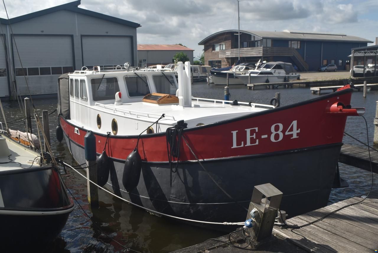 Oud Zuiderzee Sloep Historisch Lemster V