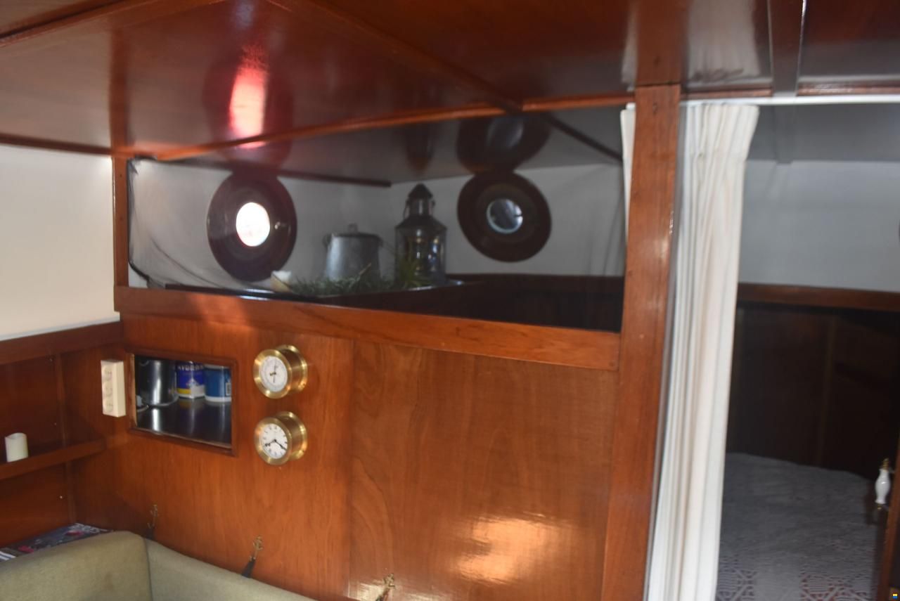 Oud Zuiderzee Sloep Historisch Lemster V