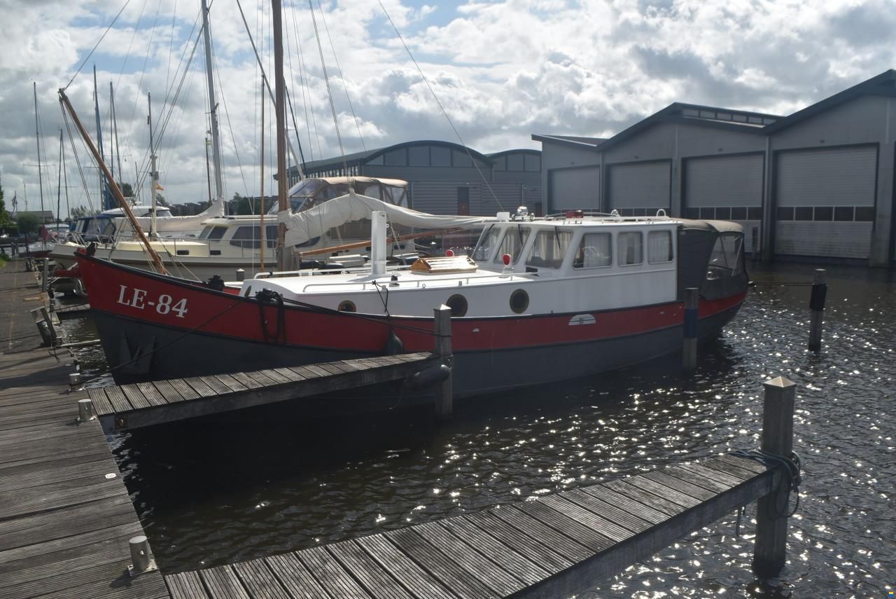 Oud Zuiderzee Sloep Historisch Lemster V