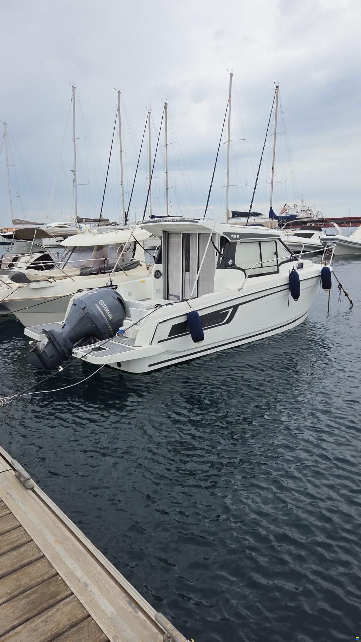 Jeanneau Merry Fisher 695