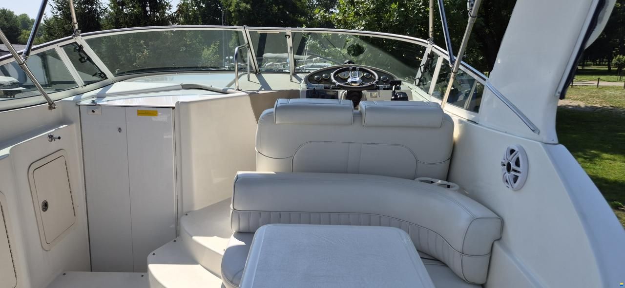 Cruisers 2870 Express