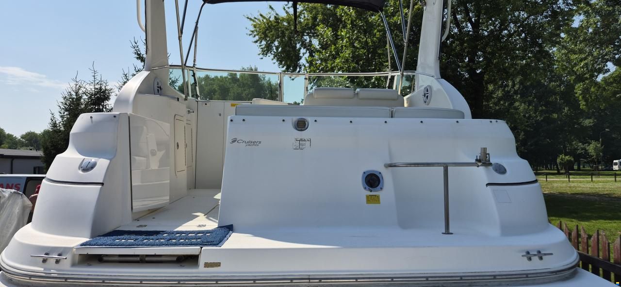 Cruisers 2870 Express