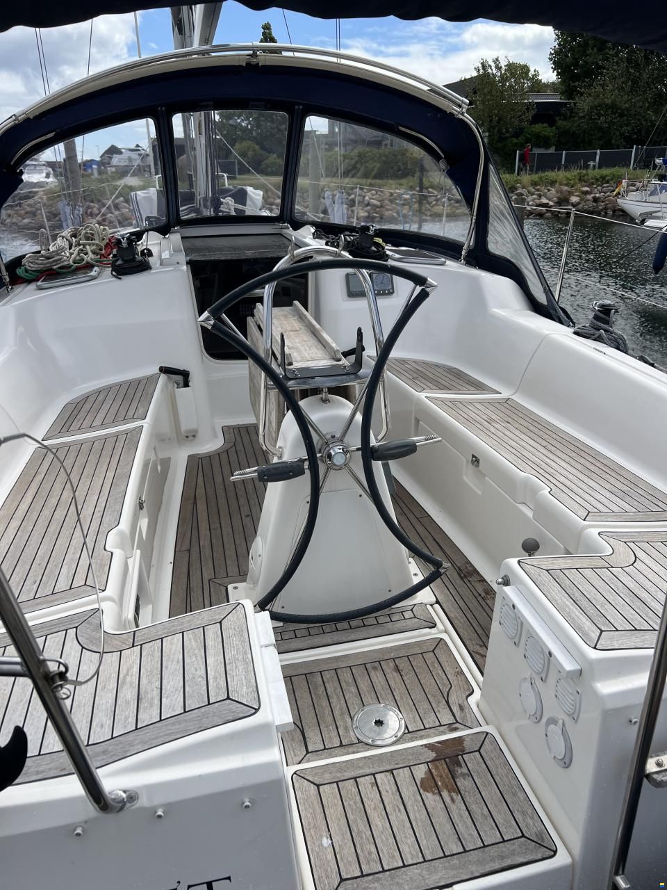Dufour 365 Grand Large