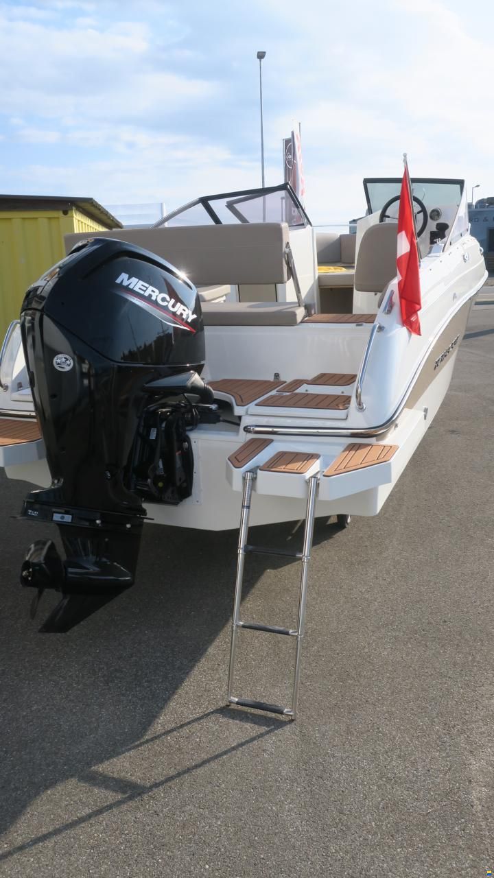 DarekCo 597 BOWRIDER