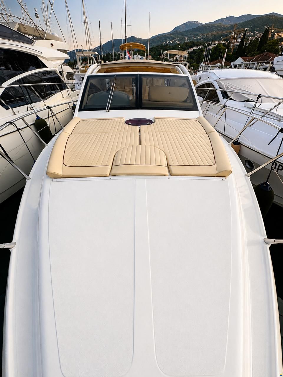Airon Marine 400 T-Top