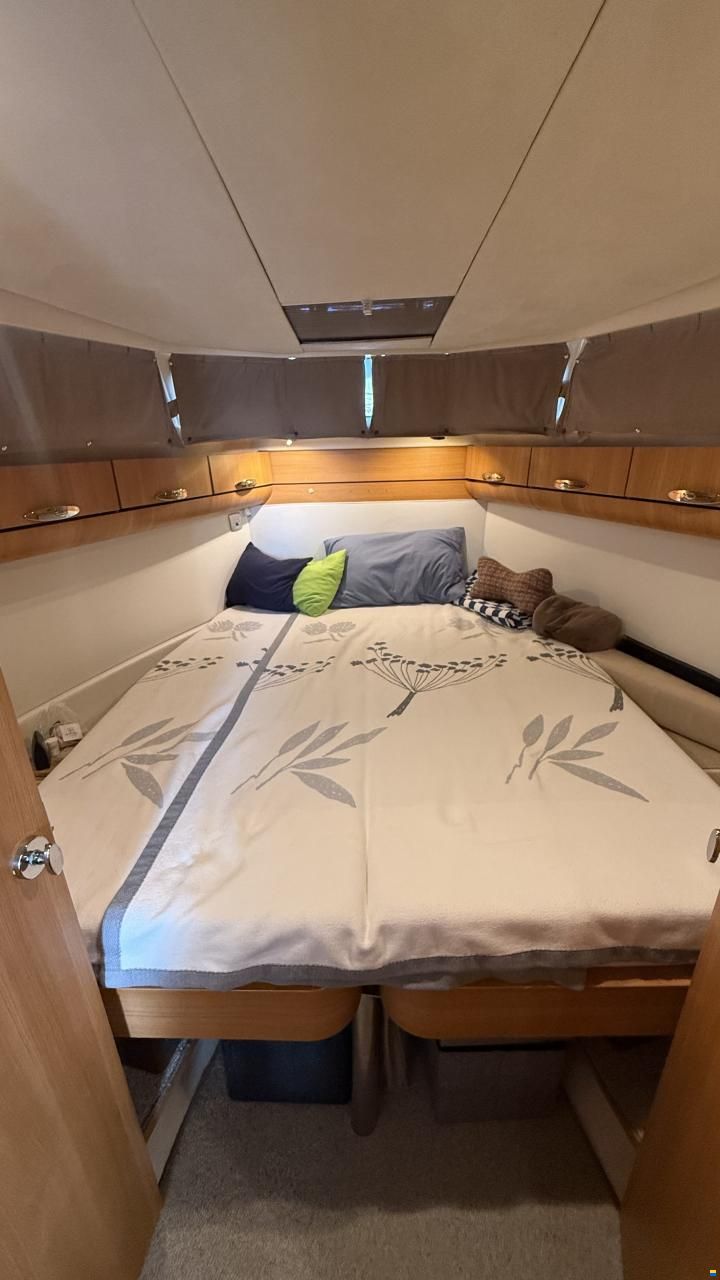Greenline 33 Hybrid