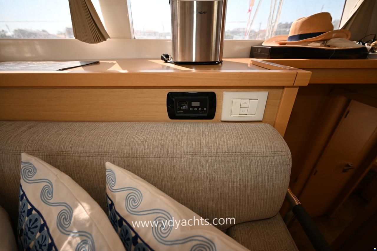 Lagoon 450 F