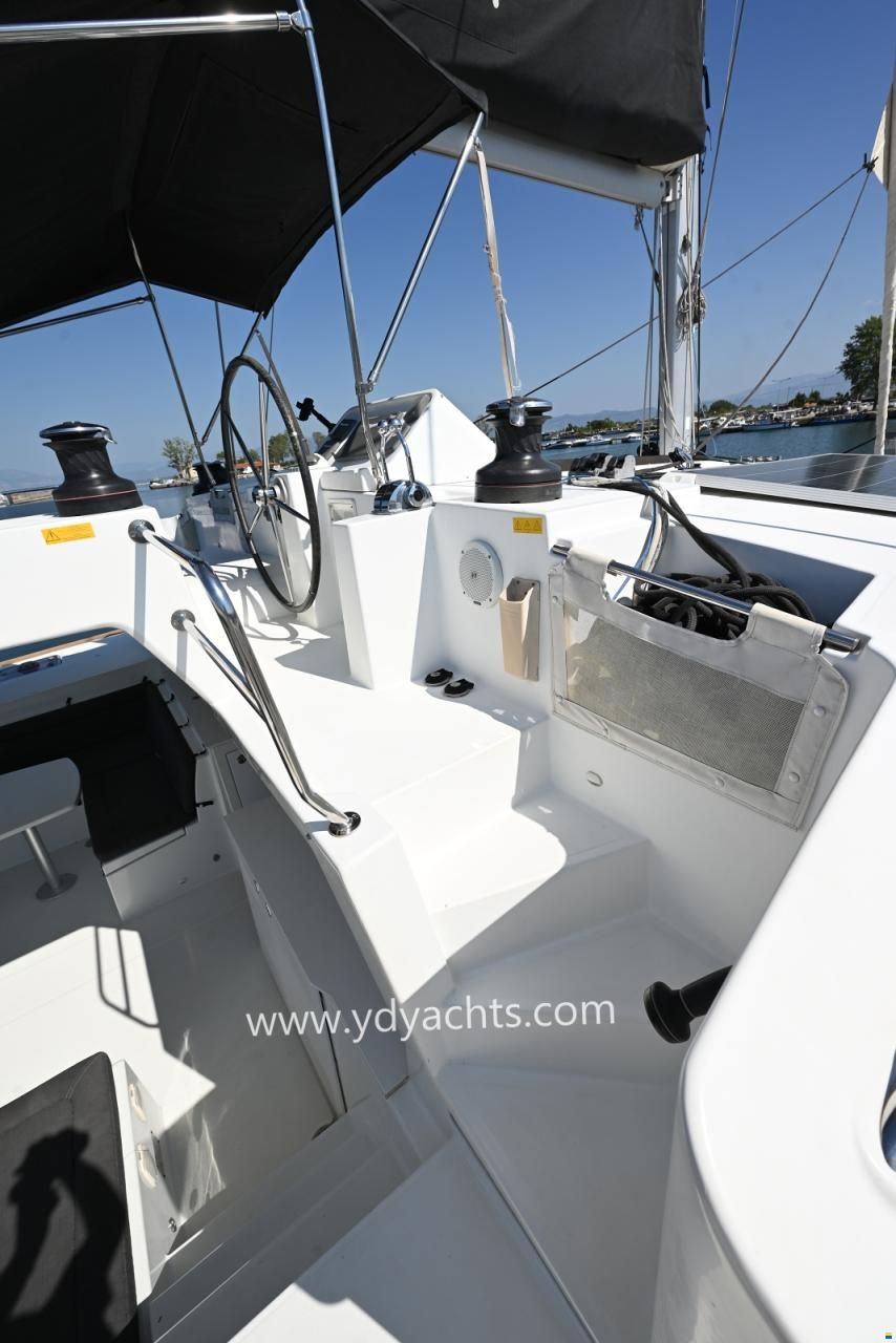 Lagoon 450 F