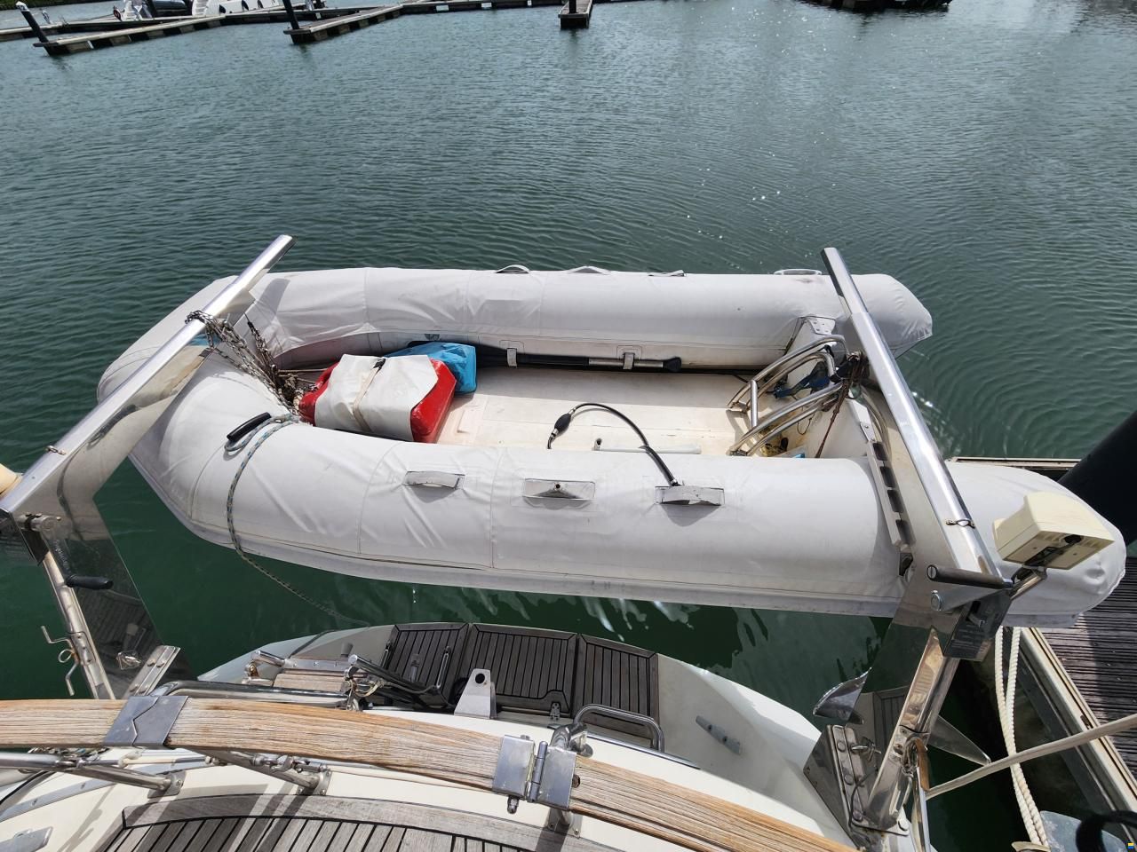 Nauticat 521