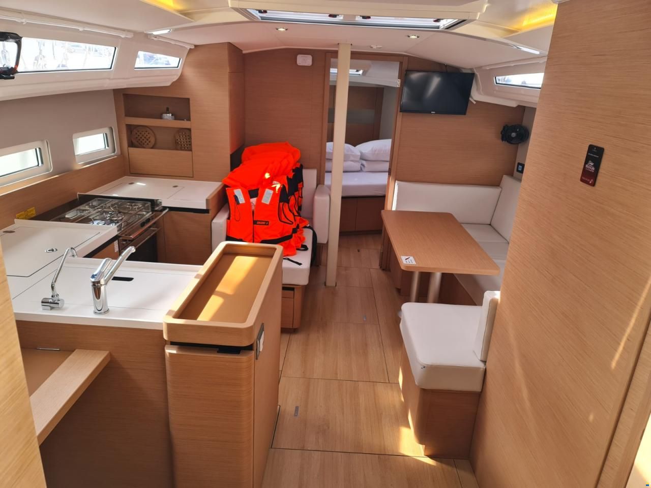 Jeanneau Sun Odyssey 410
