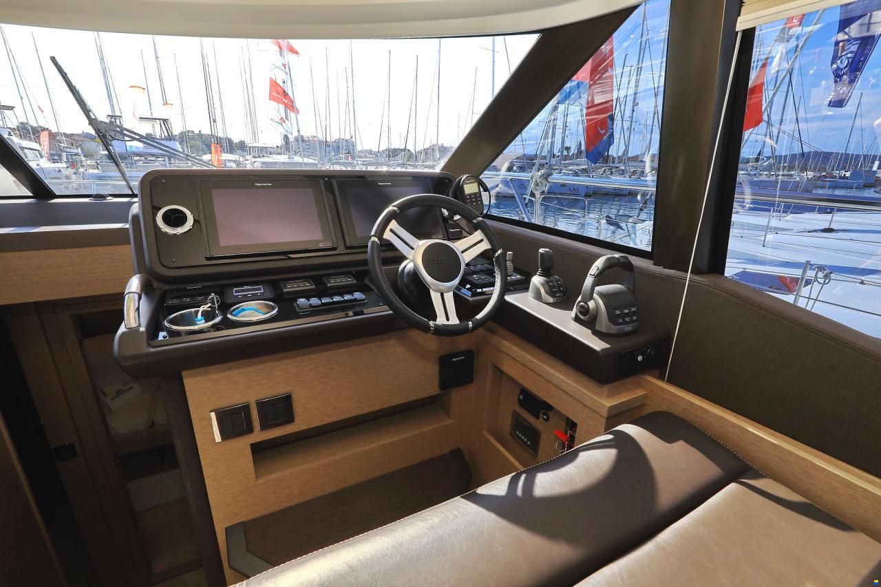 Prestige 460 Fly
