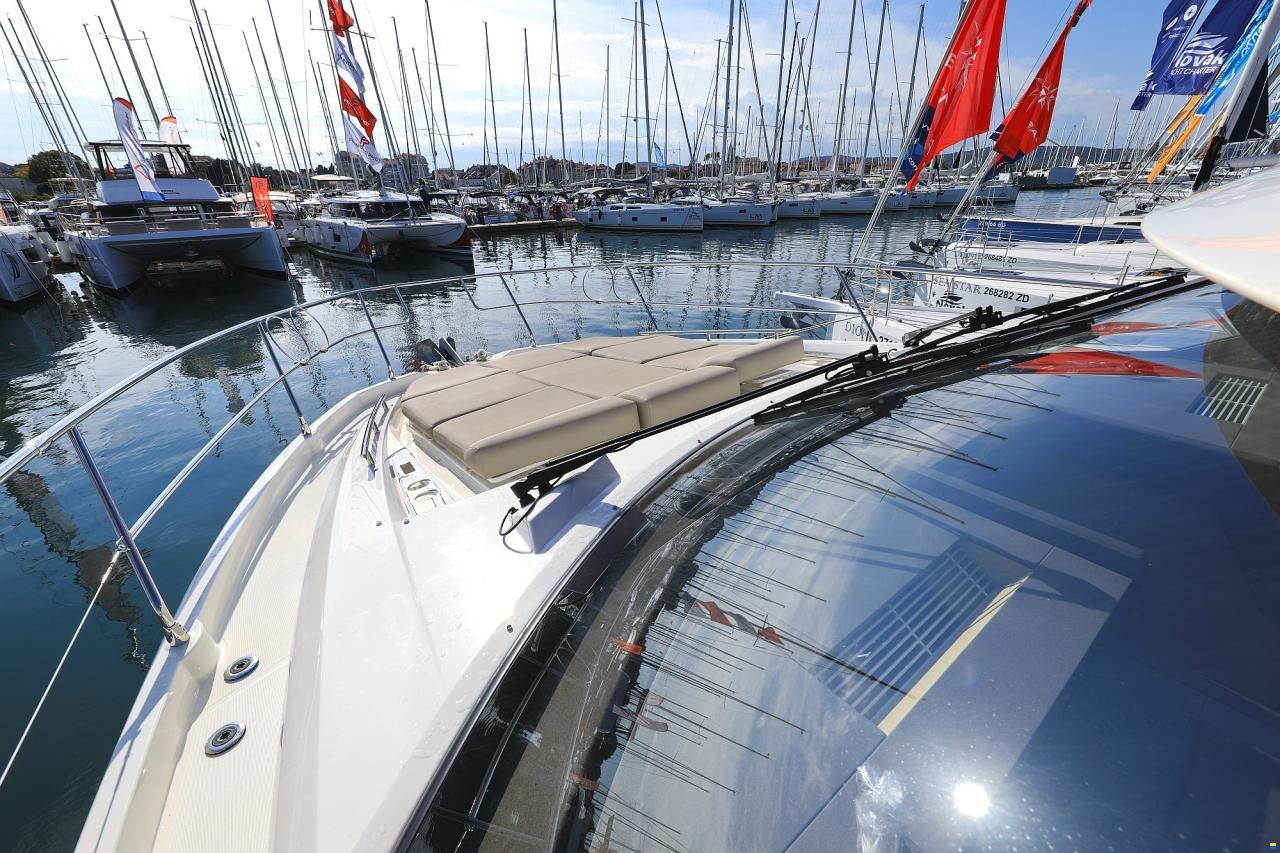 Prestige 460 Fly