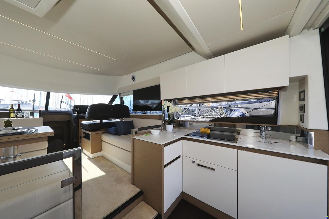 Prestige 460 Fly