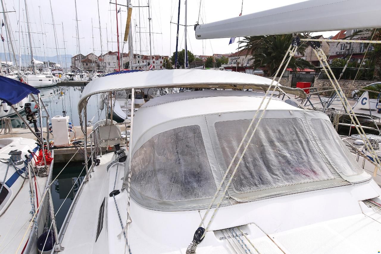 Bavaria CRUISER 36