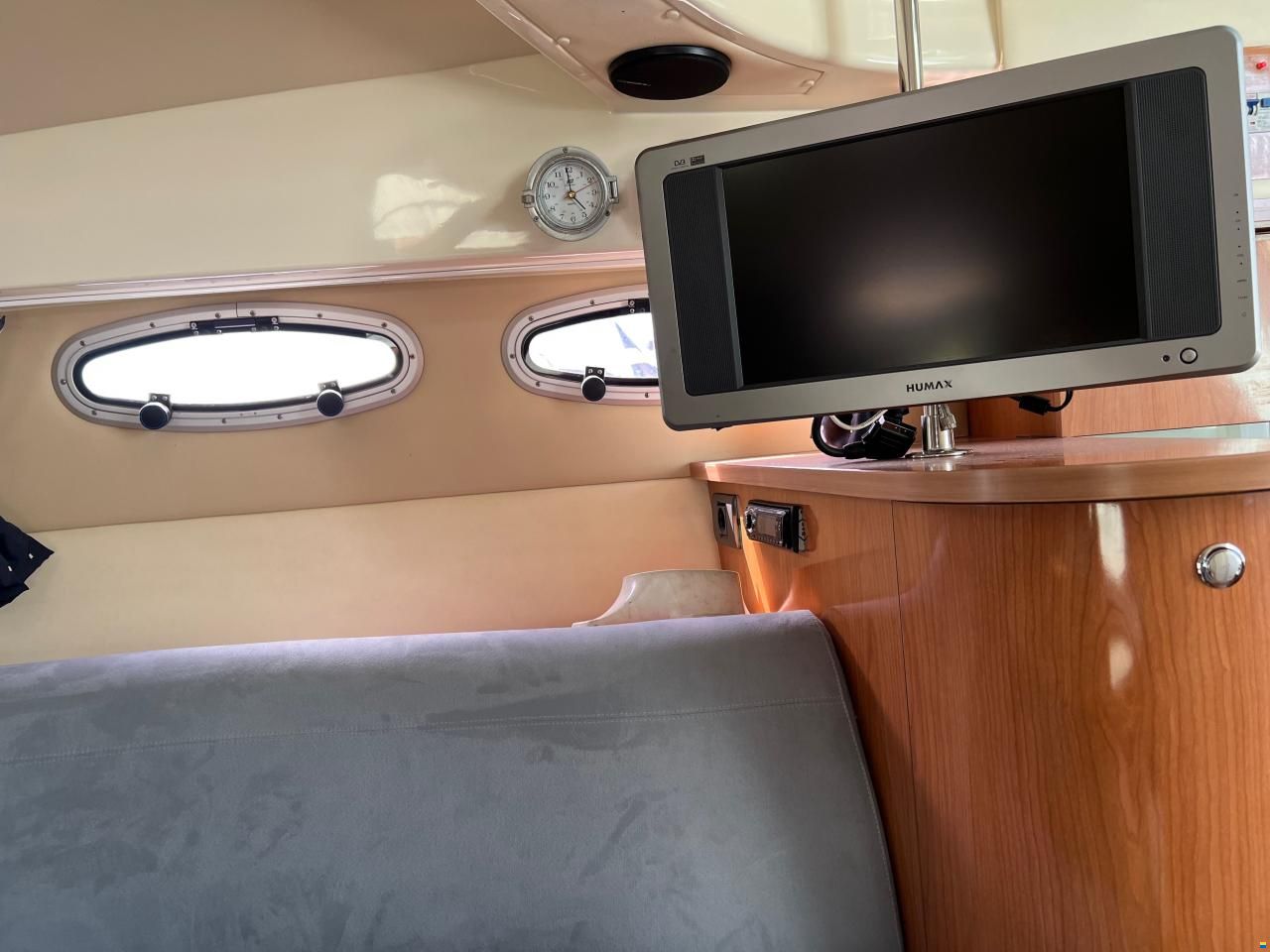 Sealine SC29