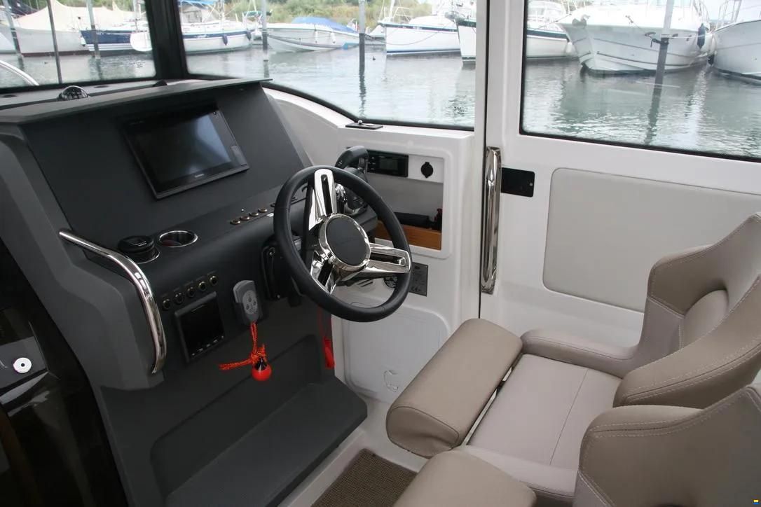 Nimbus C9 Inboard