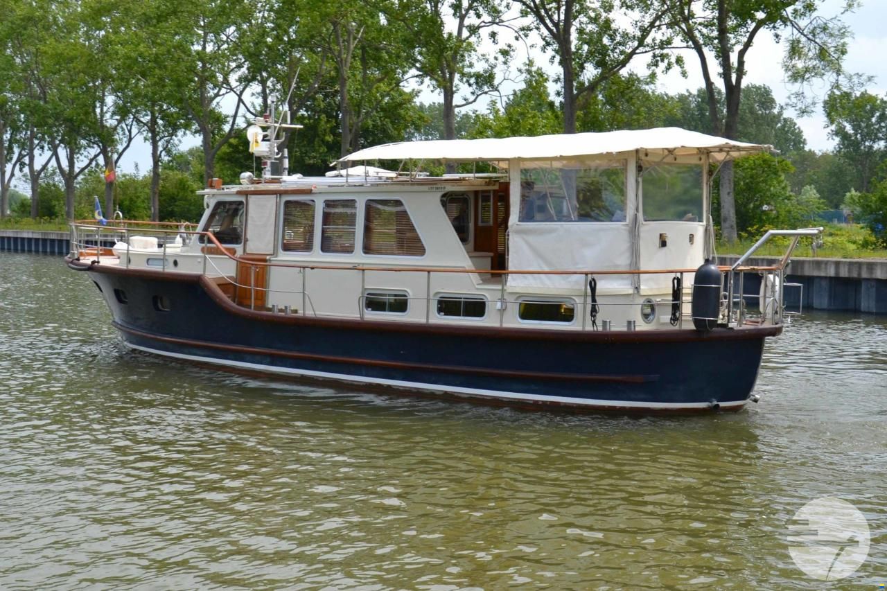 Classic Cruiser 14 23
