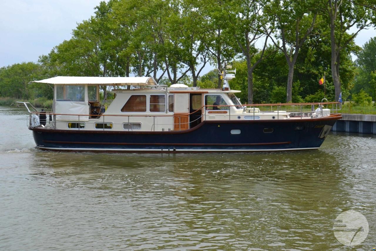 Classic Cruiser 14 23
