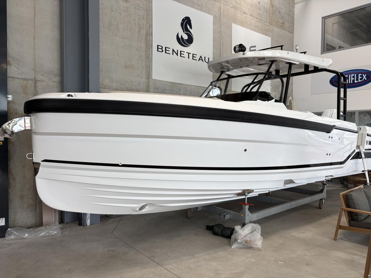 Wellcraft 28 T-Top