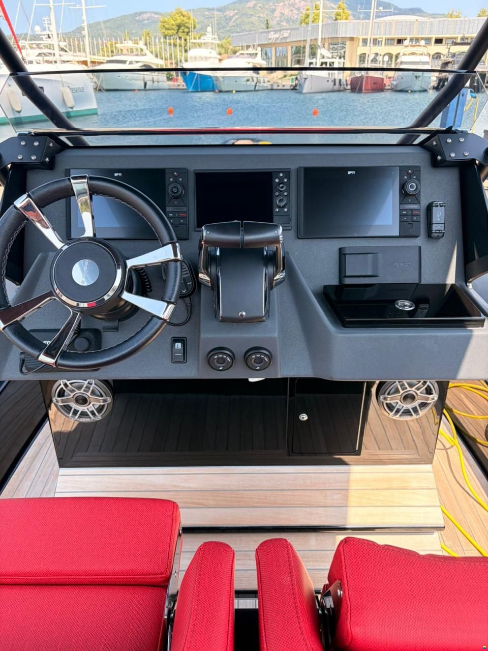 Technohull GT7