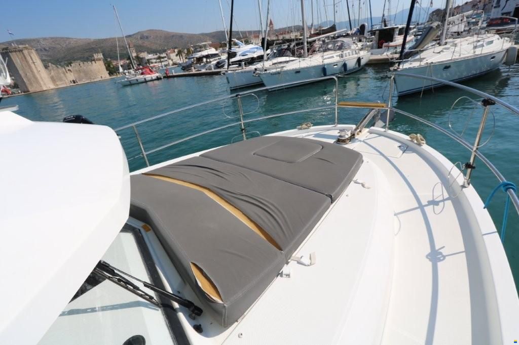 Beneteau Swift Trawler 30