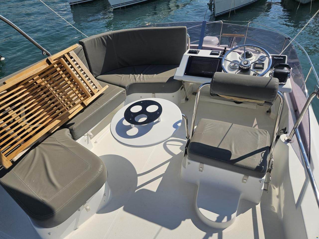 Beneteau Swift Trawler 30