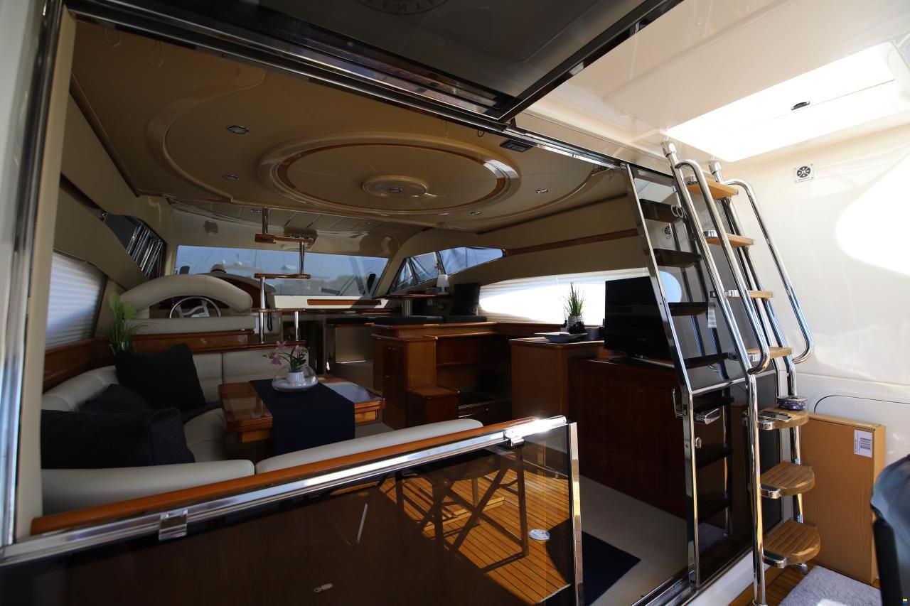 Ferretti 480