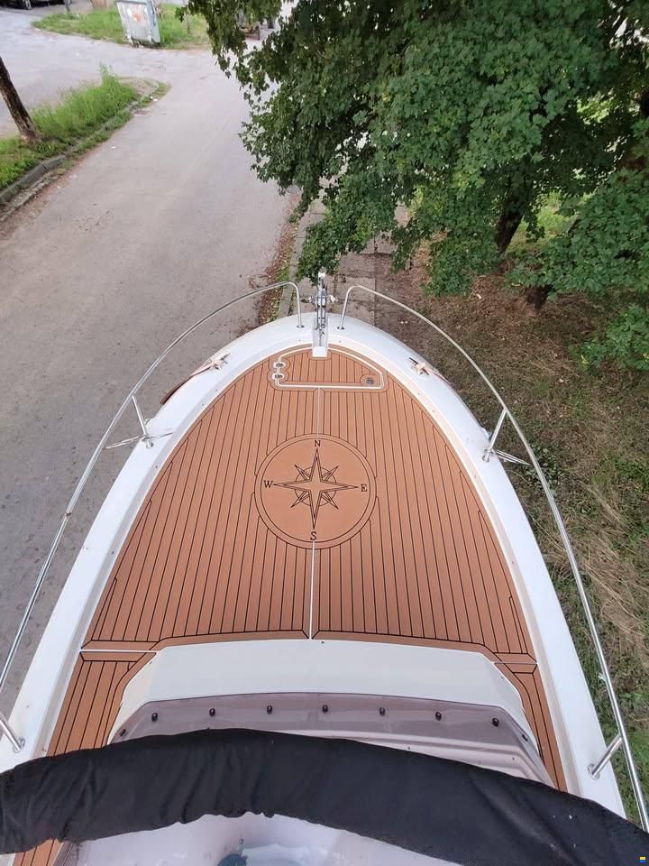 Atlantic Marine SunCruiser 690