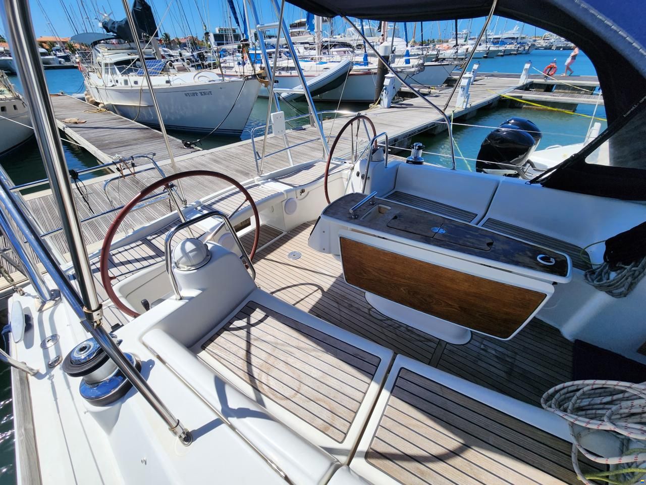 Beneteau Oceanis 40