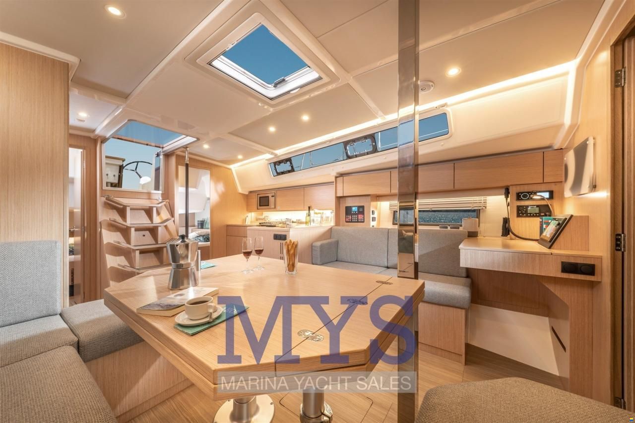 Bavaria C42