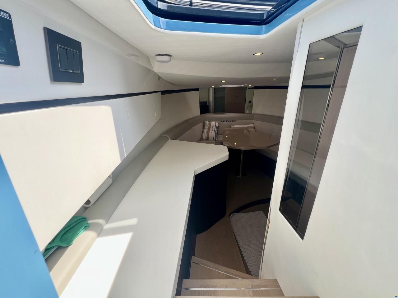 Fairline F Line 33