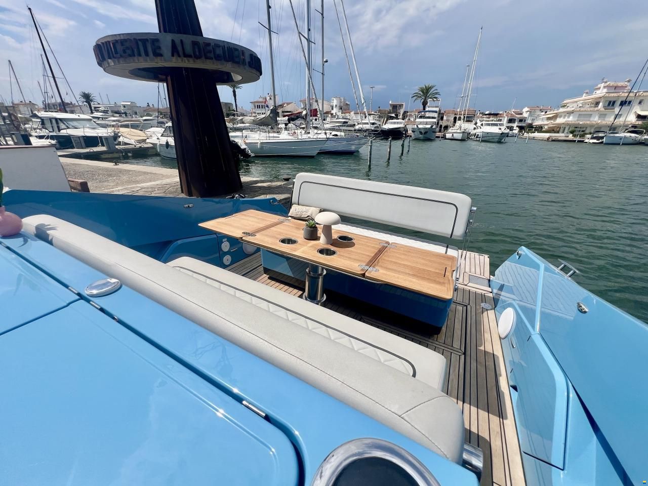 Fairline F Line 33