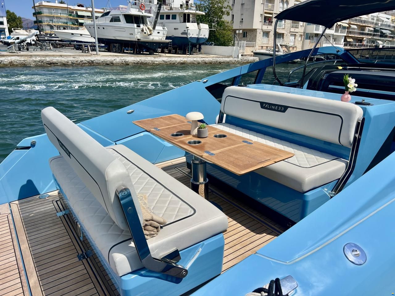 Fairline F Line 33
