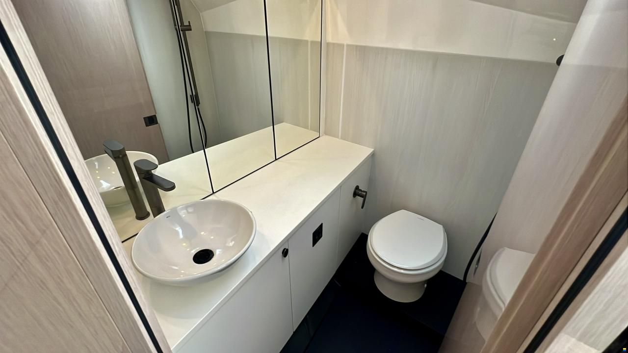 Fairline F Line 33