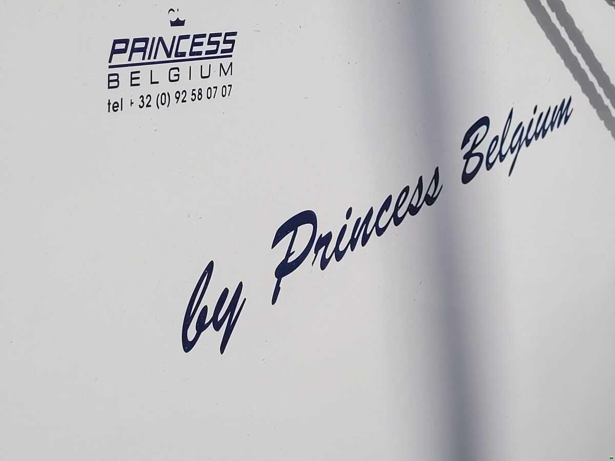 Princess 38