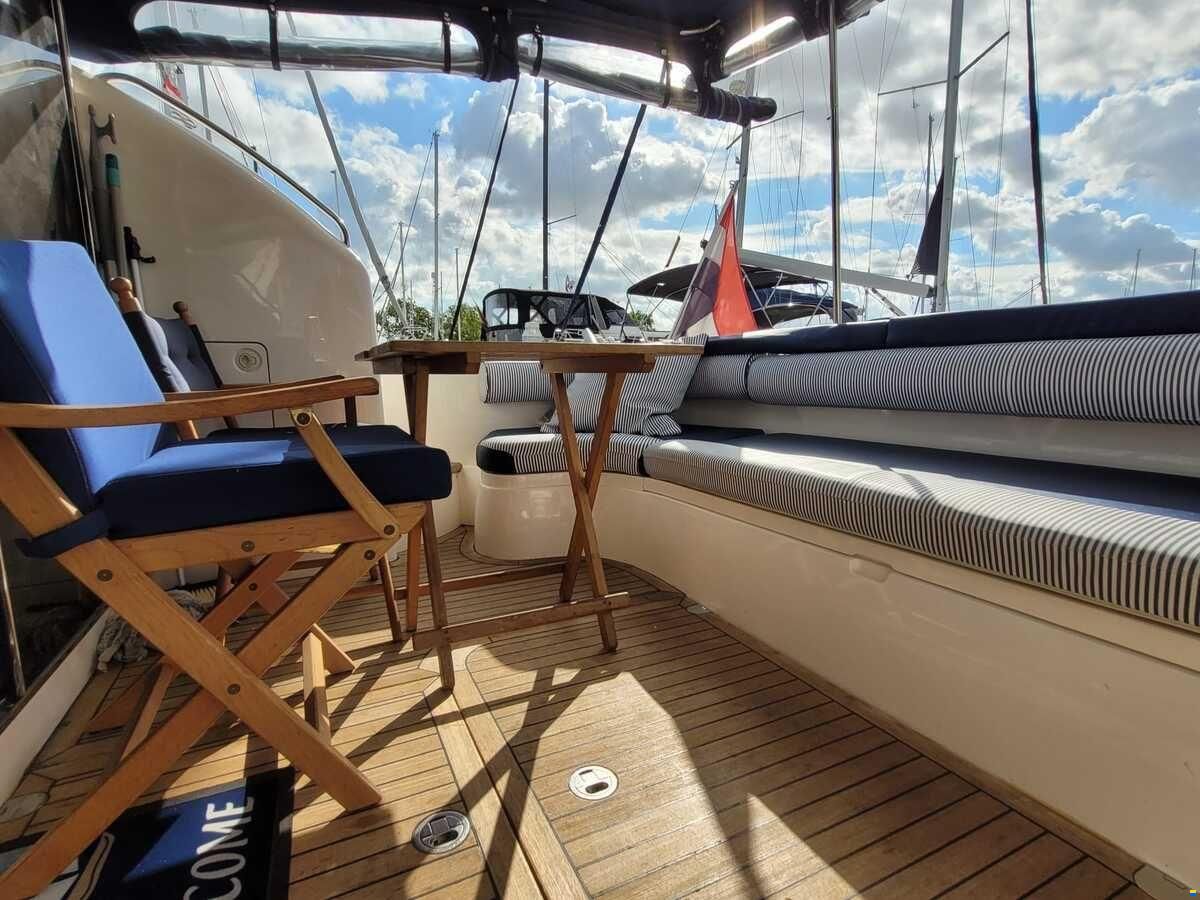 Princess 38