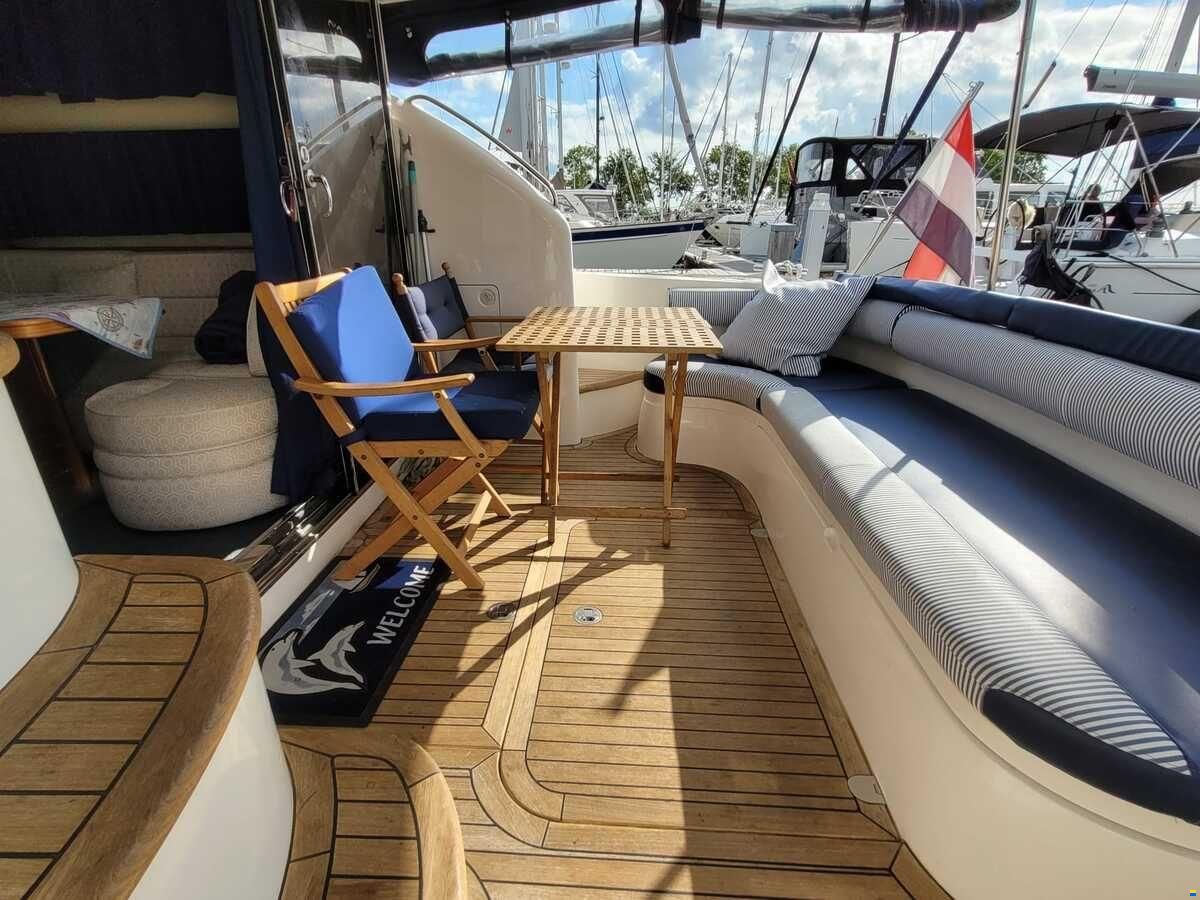 Princess 38