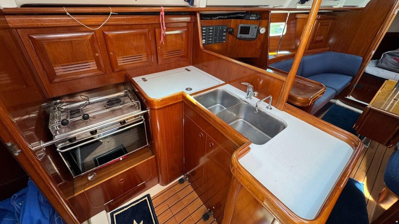 361 Oceanis