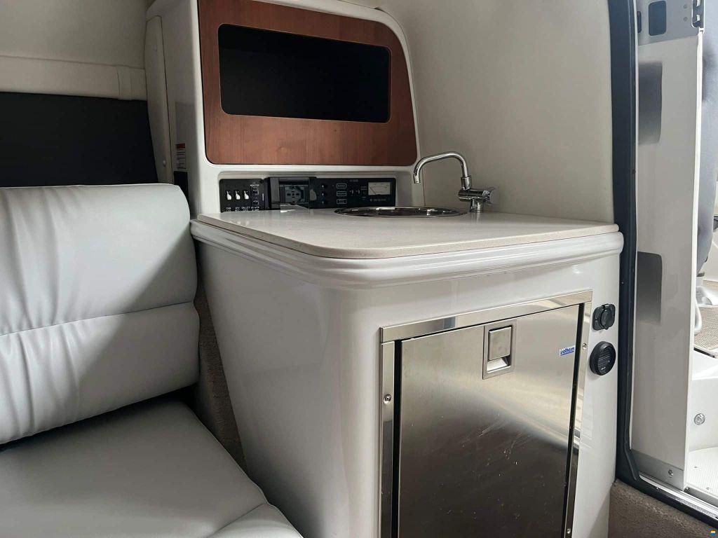 Cruisers Sports 279 Overnighter