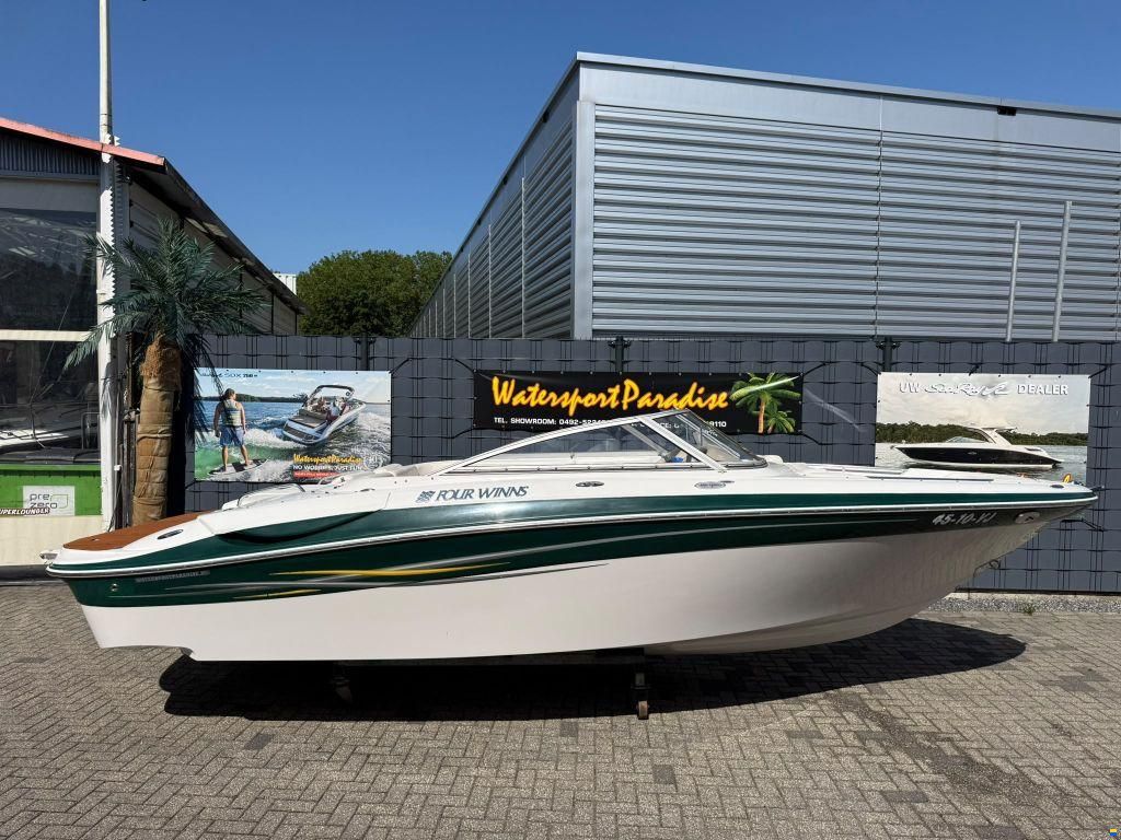 Four Winns Horizon 210