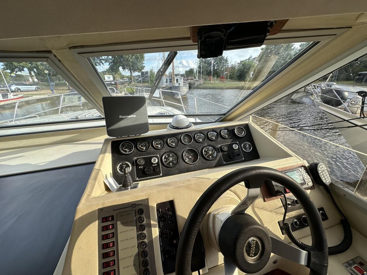 Princess 38 Flybridge