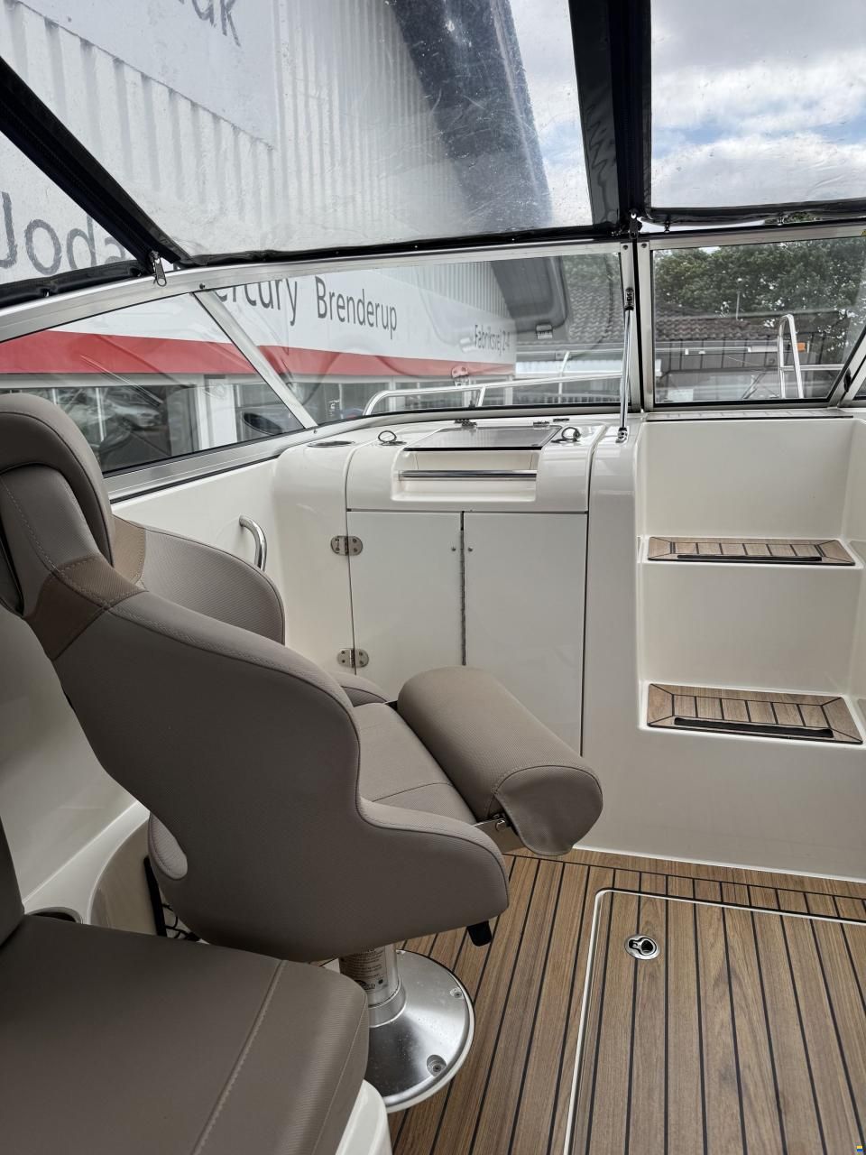 Quicksilver Activ 645 Cruiser med 150 hk Mercury-EFI