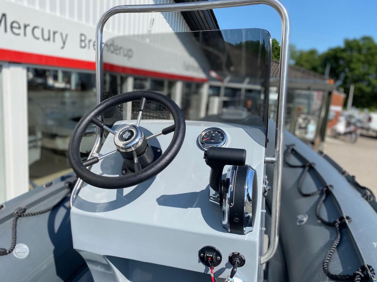 3D Tender X-PRO 535 RIB med F75 hk Mercury SeaPro